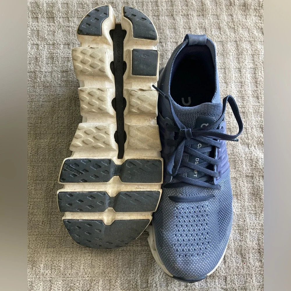 On Cloudswift 3 Size 8.5 Blue EUC Women’s - Picture 3 of 9